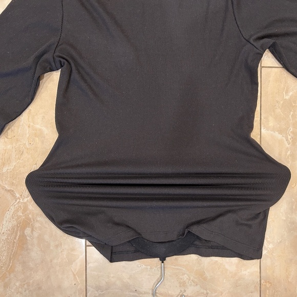 Stretchy Turtleneck Long Sleeve Slim Fit Black Top - Picture 6 of 6